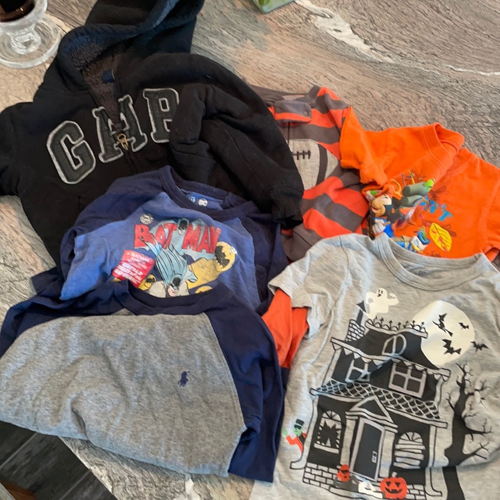 Boys 3T bundle of clothes